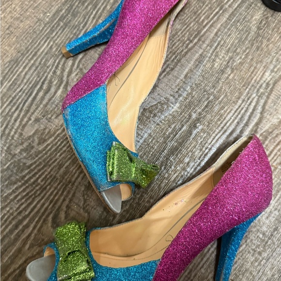 Pour La Victoire size 10 GUC some missing sparkles see pics- ultra glittery - Picture 4 of 16